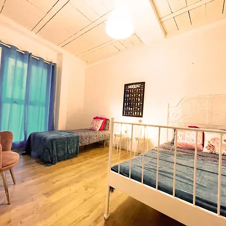 Hostel Oasis - By Port Vell 1 *